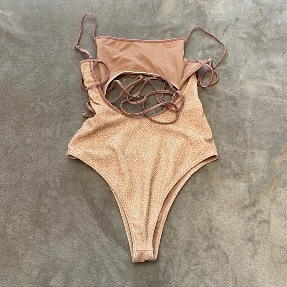 New! Frankie’s bikinis Alice Terry Wrap One Piece leopard Swimsuit 3329 - Picture 10 of 11